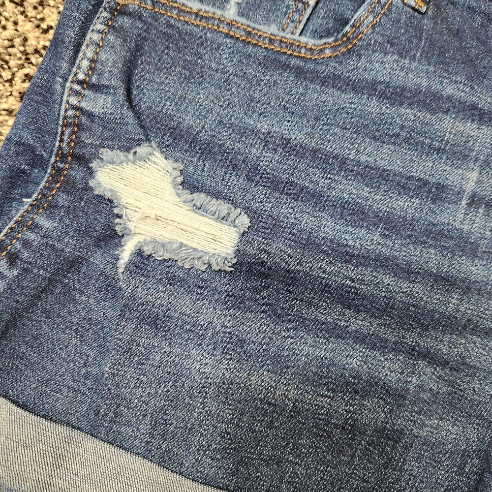 Old Navy Boyfriend Mid Rise Shorts Size 10 Rolled hem Button Fly Destressed Dark - Picture 4 of 11